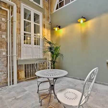 Chateau La Vallette - Barrakka Guest house